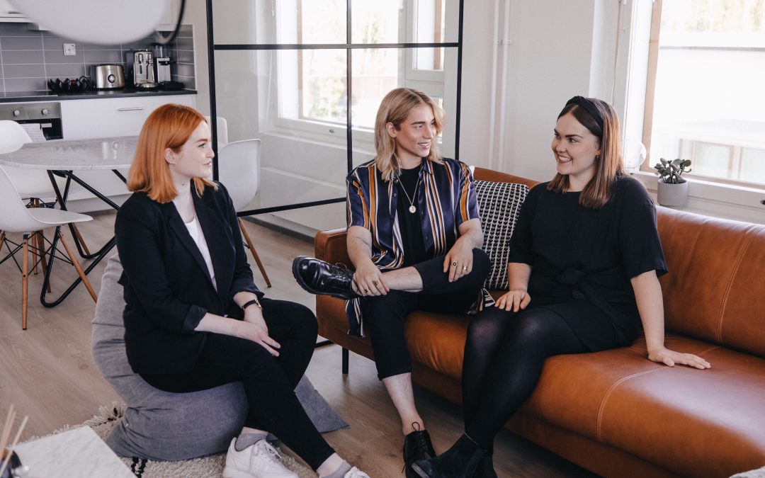 JANNEN YSTÄVÄT KERTOVAT / OLOHUONE-PODCAST