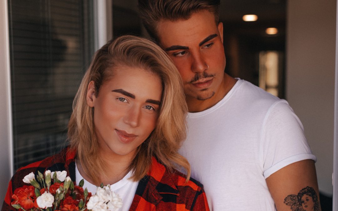 SUHTEEMME SUOLA – KINASTELUN 101 / OLOHUONE-PODCAST