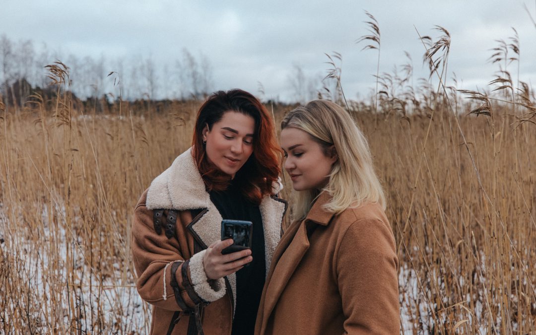 TYÖNTEKIJÄMME TOTUUS SOMEKULISSEISTA / OLOHUONE-PODCAST