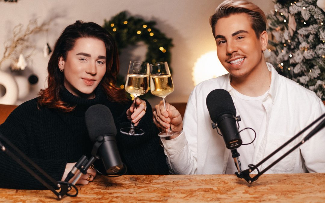 VAIN SUOMI-JUTUT: SOPII KUIN NYRKKI SILMÄÄN / OLOHUONE-PODCAST