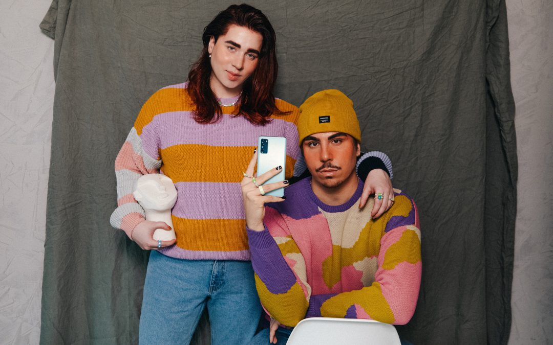 MUSTA PERJANTAI JA TEININÄ TYHJENNETTY TILI / OLOHUONE-PODCAST